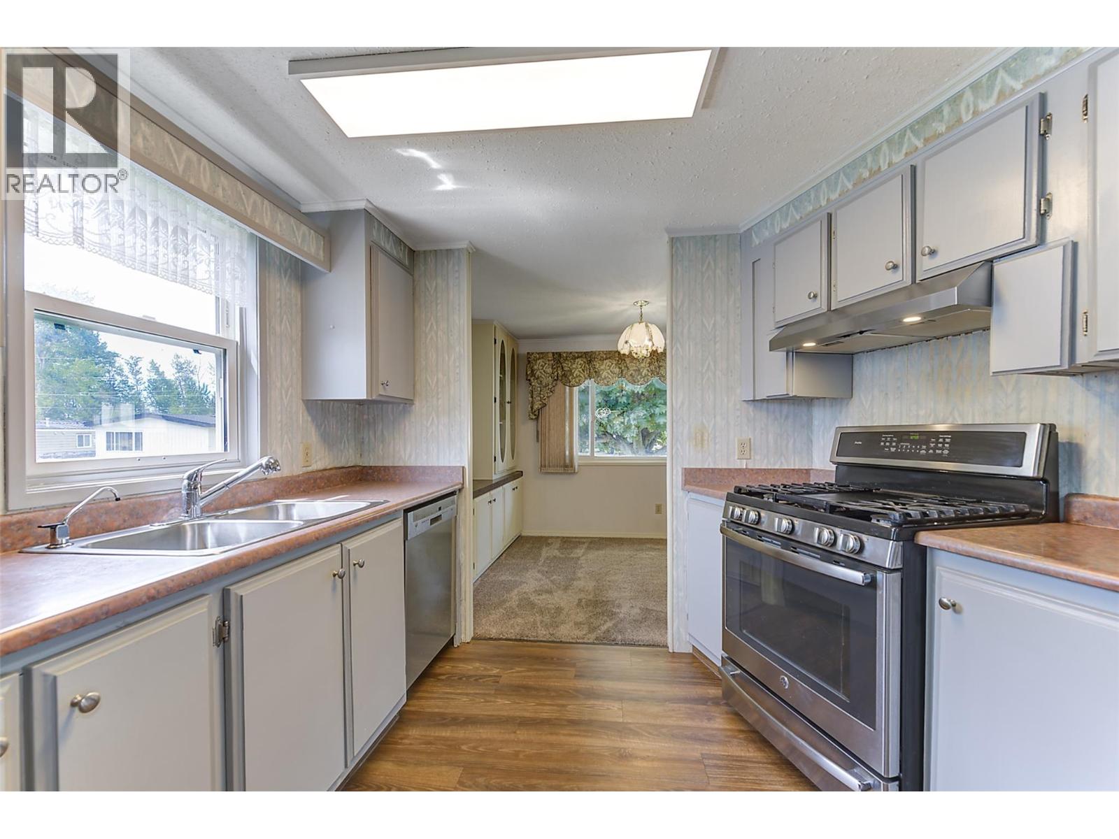 #83 1860 Boucherie Road - 25