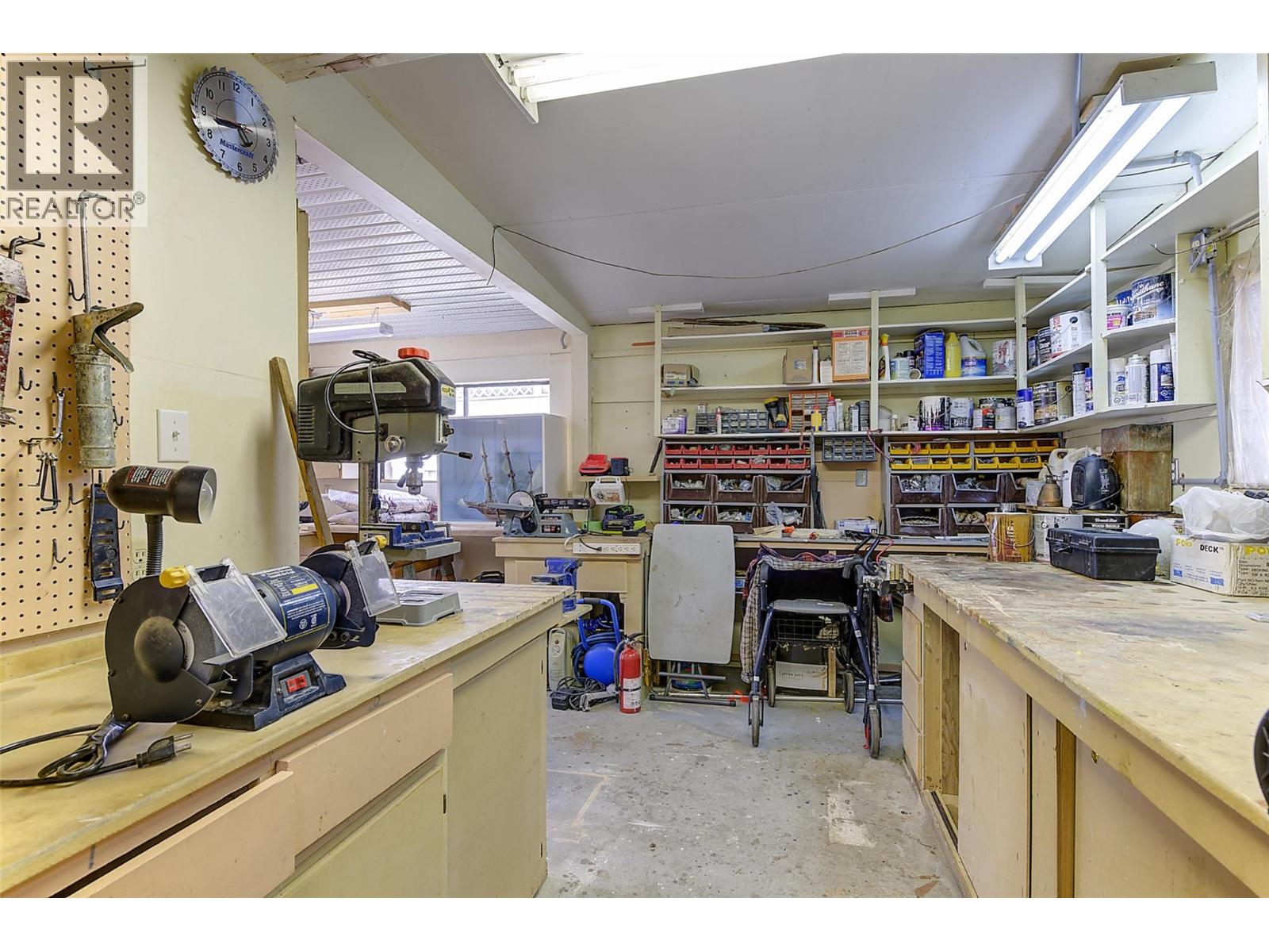 #83 1860 Boucherie Road - 49