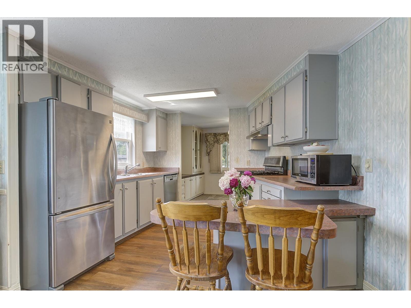 #83 1860 Boucherie Road - 24