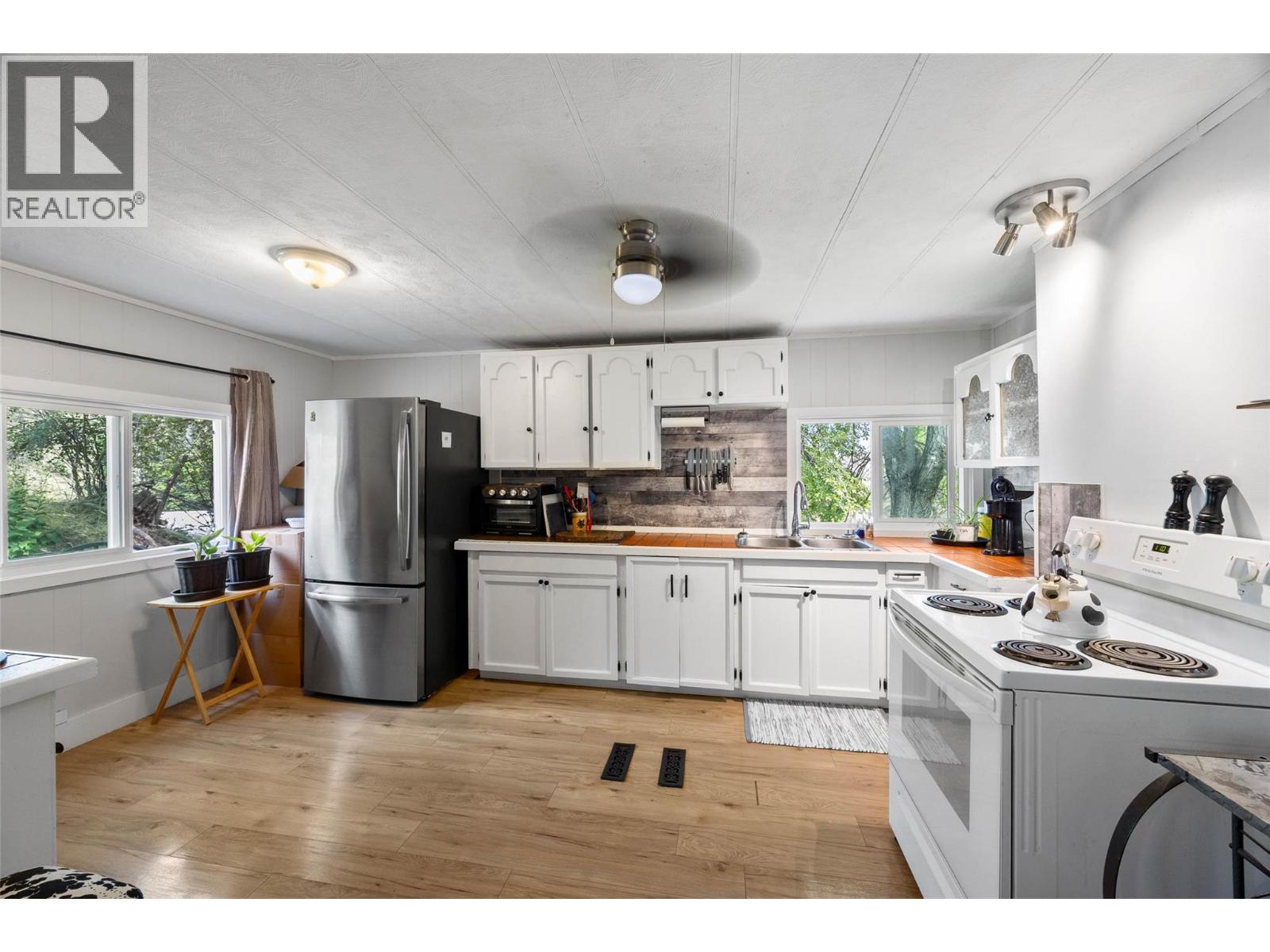 #80 1175 ROSE HILL Road - 9