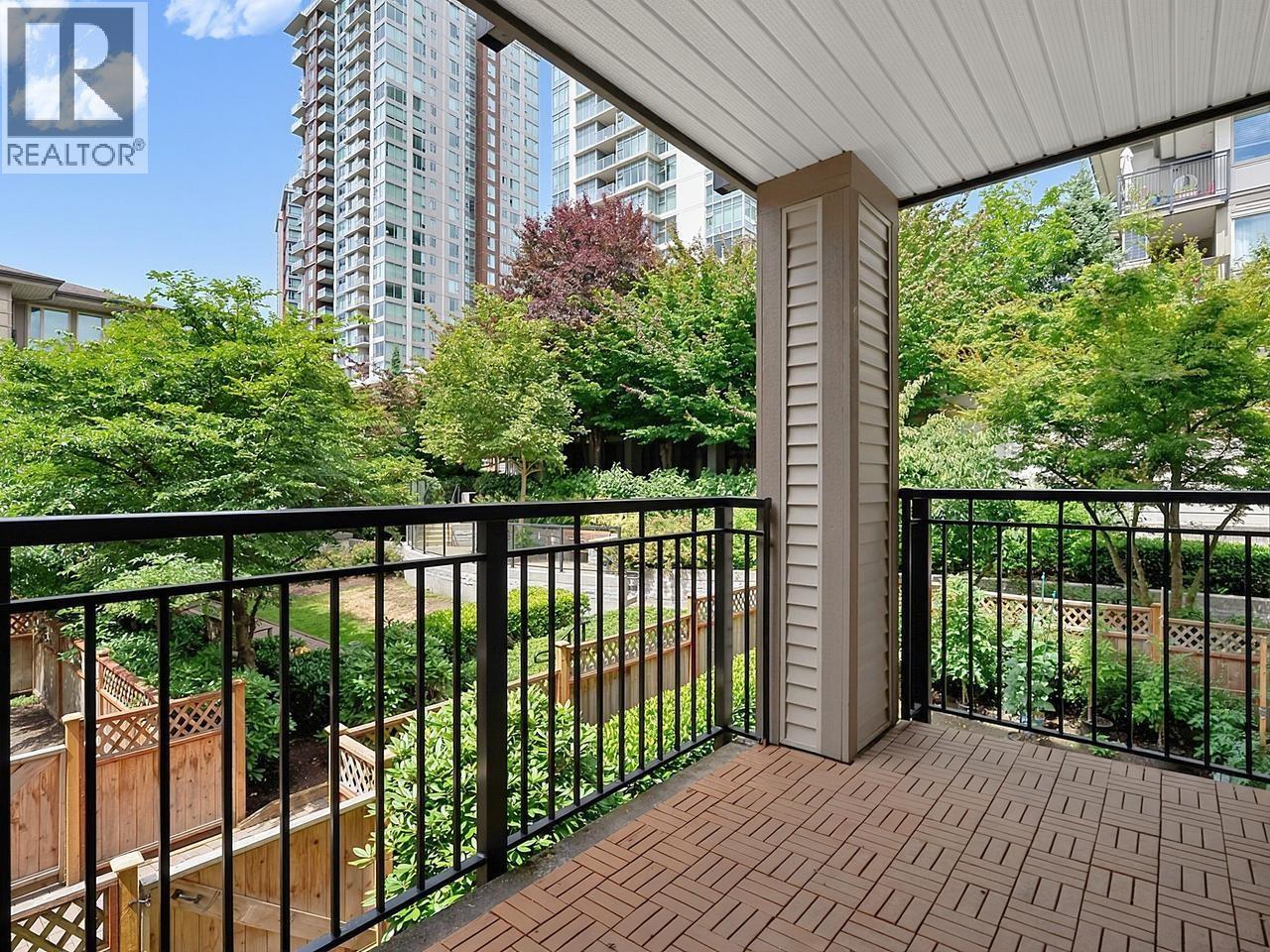 206 3105 LINCOLN AVENUE, Coquitlam