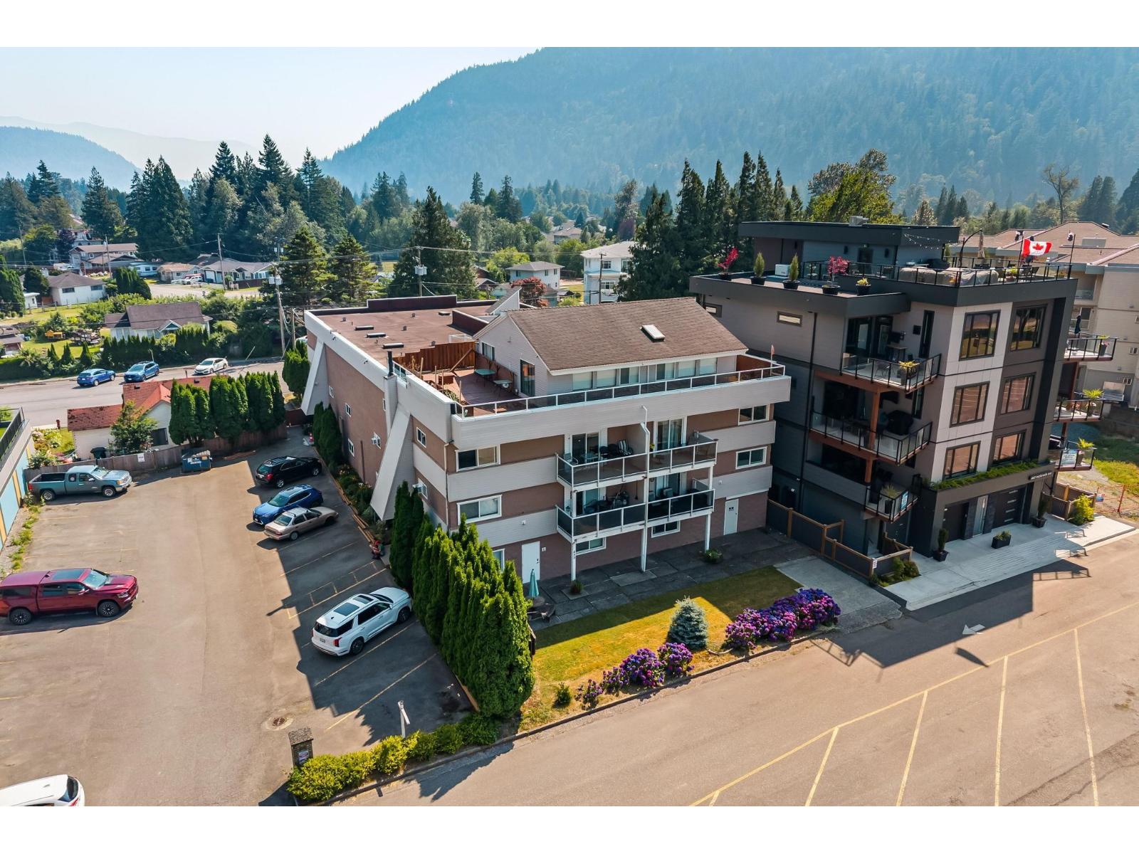13 450 ESPLANADE AVENUE, Harrison Hot Springs, Harrison Hot Springs
