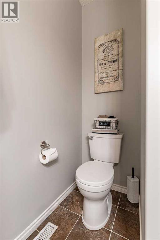 18 Ranchlands Lane NE - 30