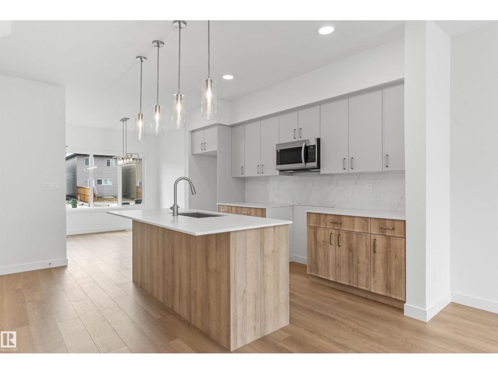 4554 Warbler LO NW - 14