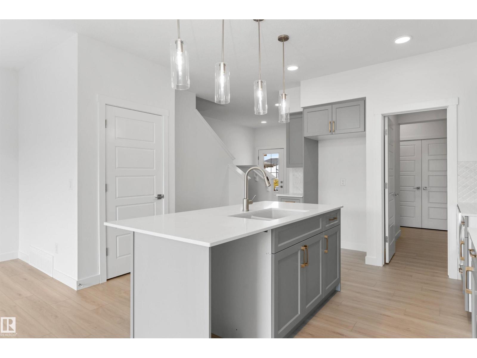 1848 187 ST NW - 15