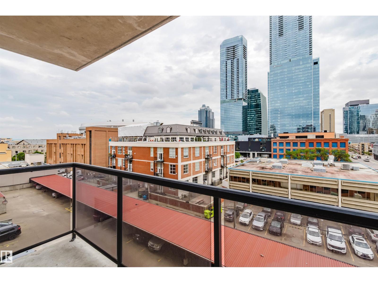 #608 10303 105 ST NW - 26