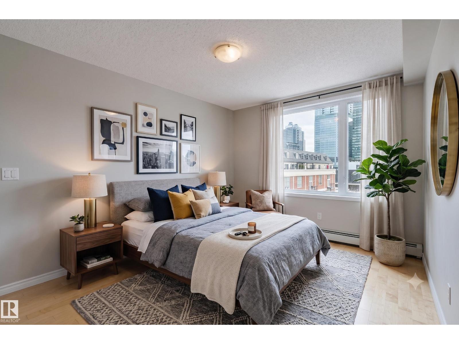 #608 10303 105 ST NW - 17