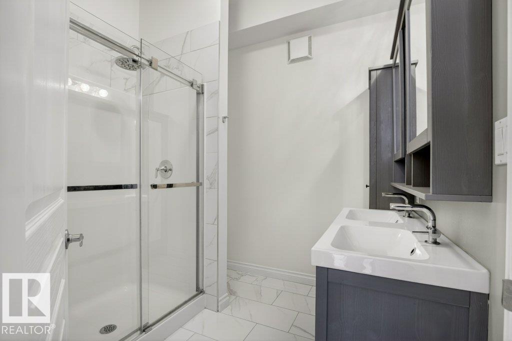 #404 10411 122 ST NW - 31