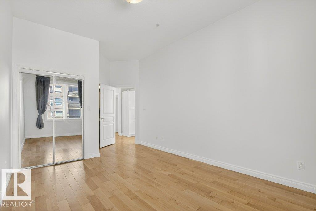#404 10411 122 ST NW - 27