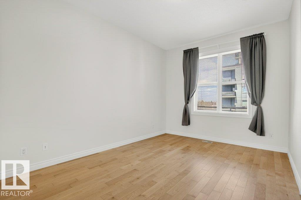 #404 10411 122 ST NW - 29