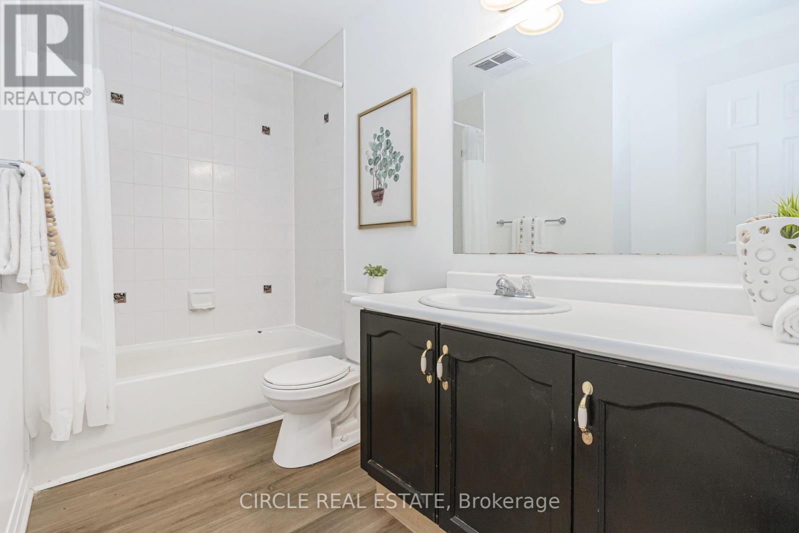 #1 4920 RATHKEALE ROAD - 19