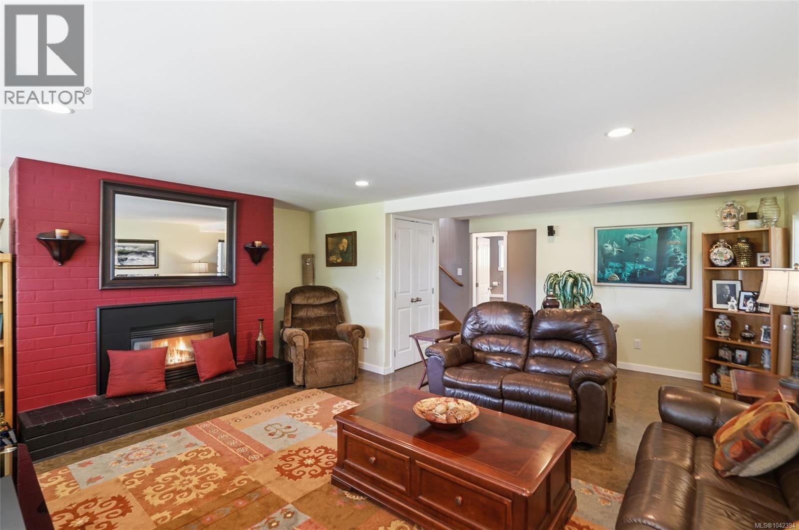 267 Nottingham Dr - 29