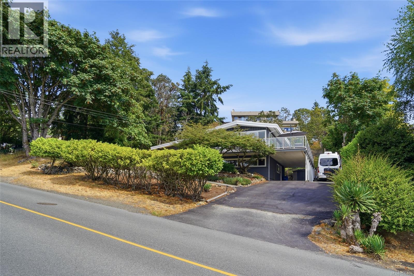 267 Nottingham Dr - 37