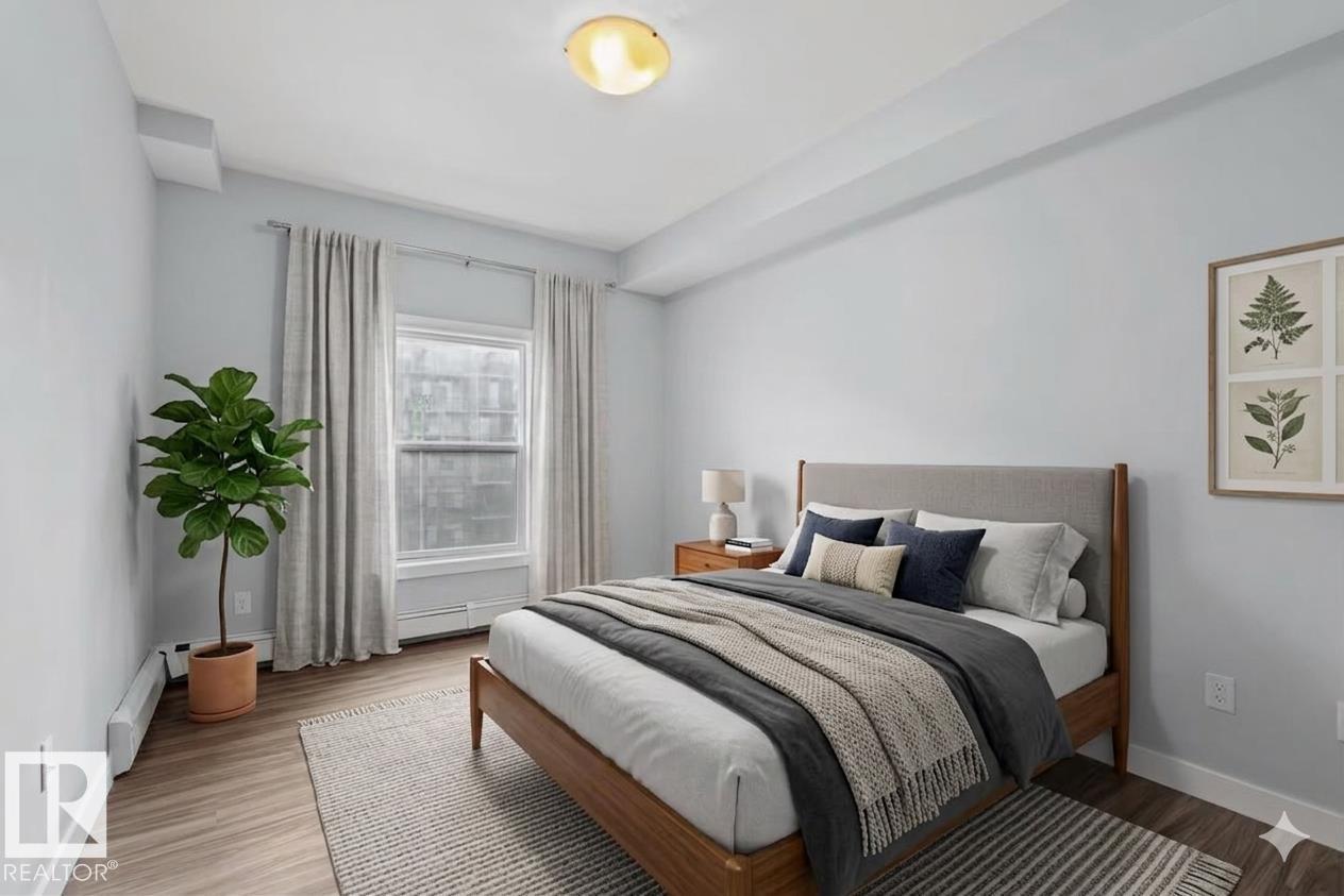 #307 10611 117 ST NW - 8