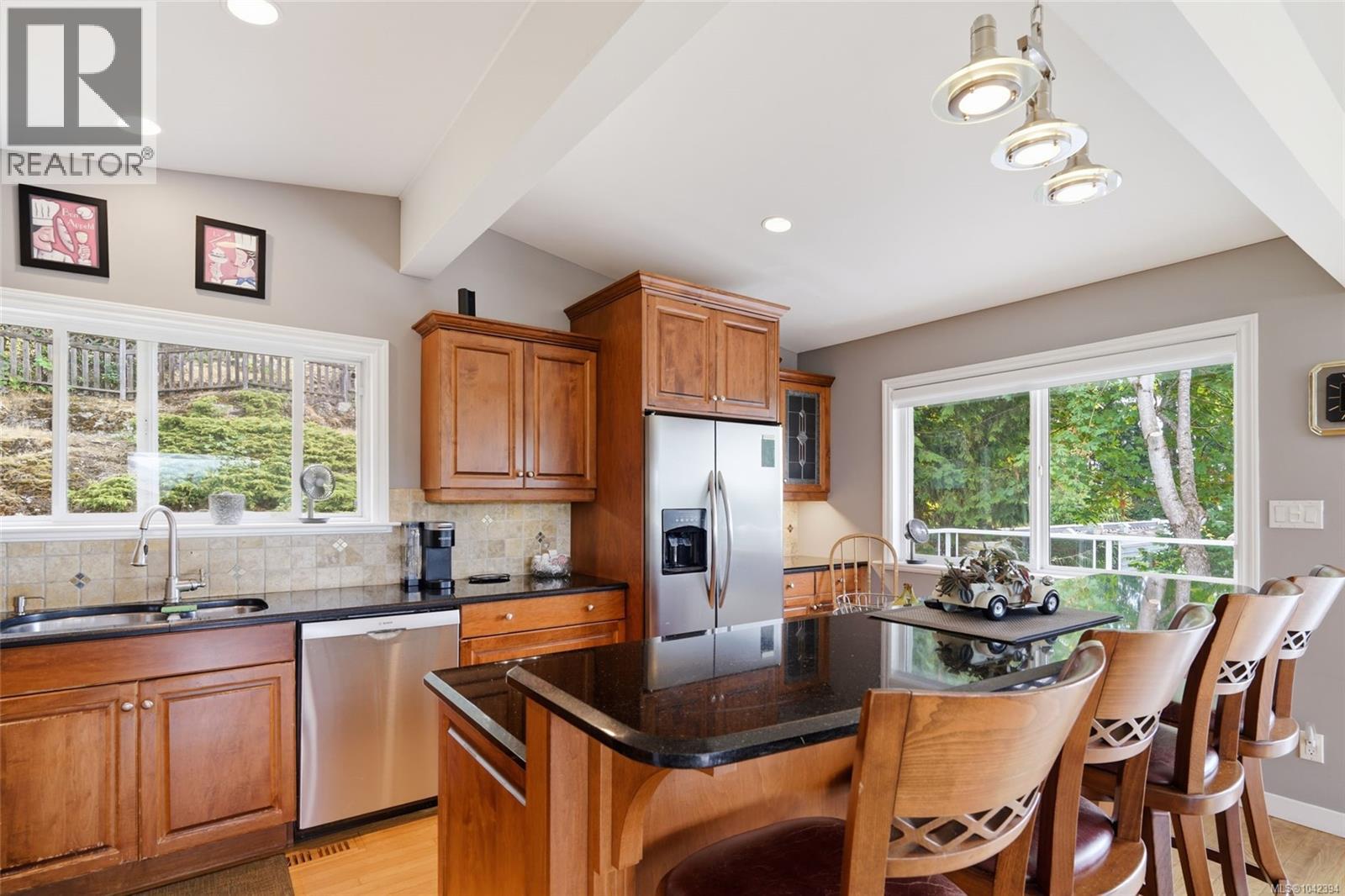 267 Nottingham Dr - 11