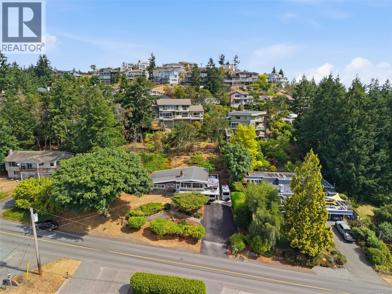 267 Nottingham Dr - 46