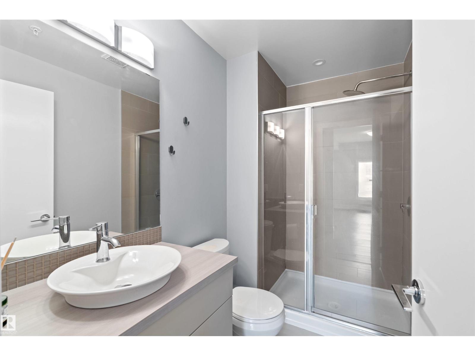 #307 10611 117 ST NW - 12