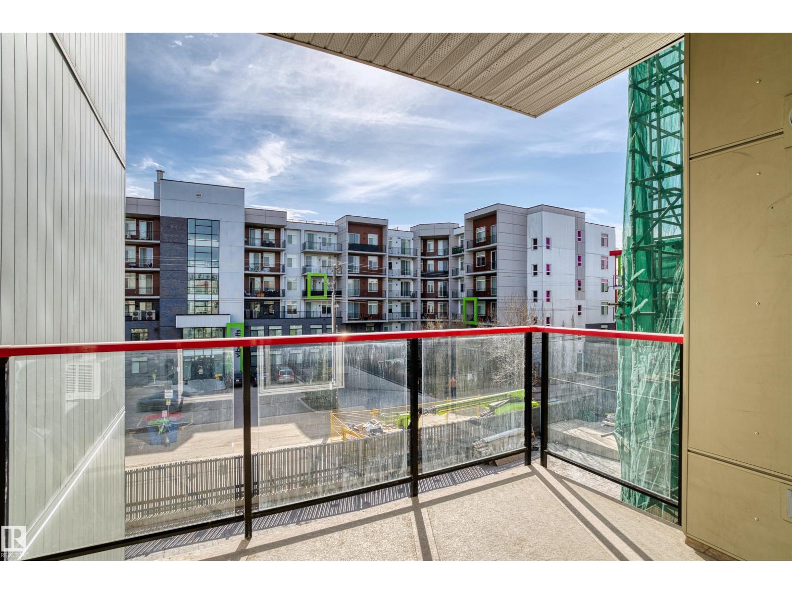 #307 10611 117 ST NW - 17