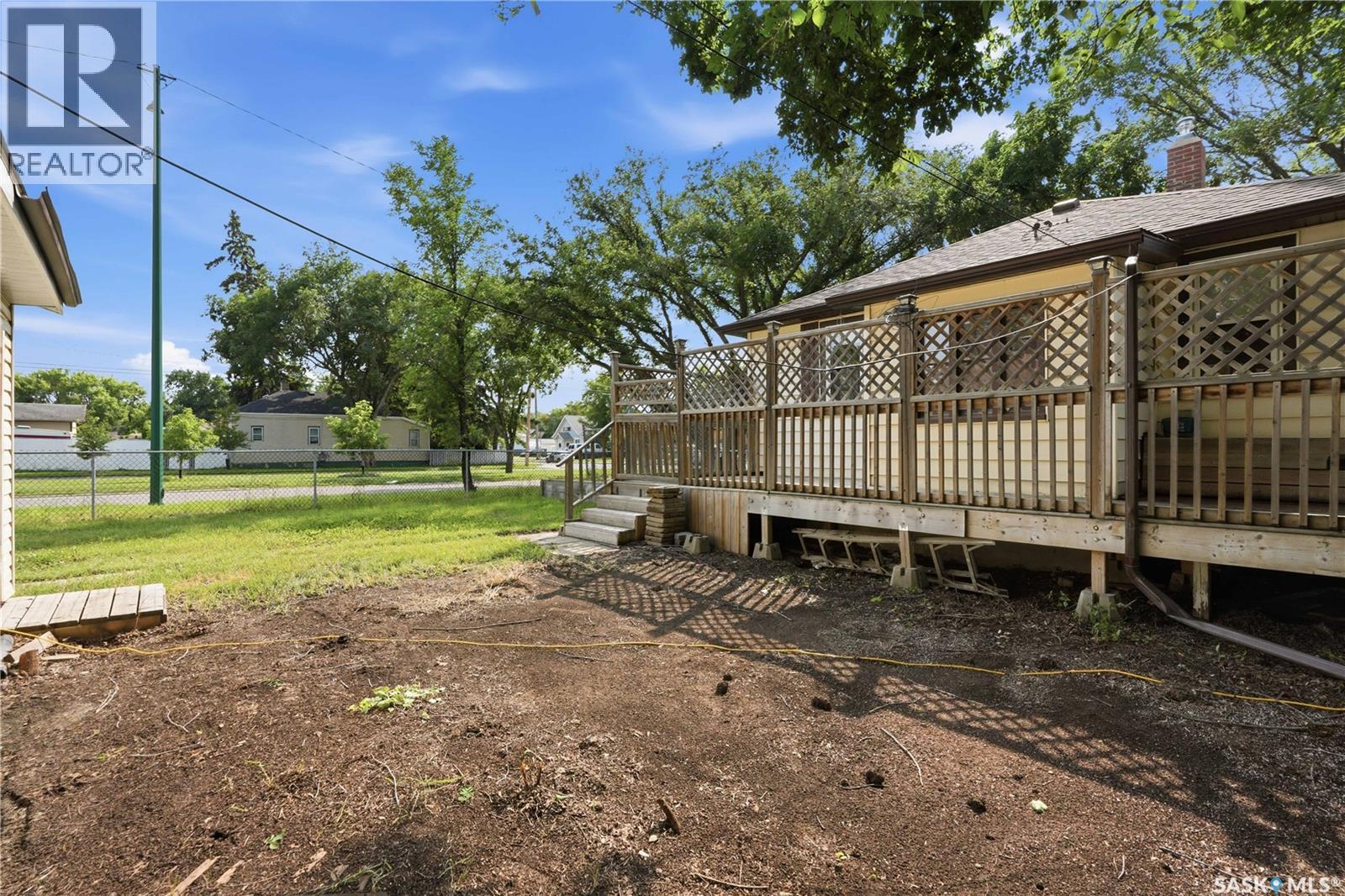 806 L AVENUE N - Image 33