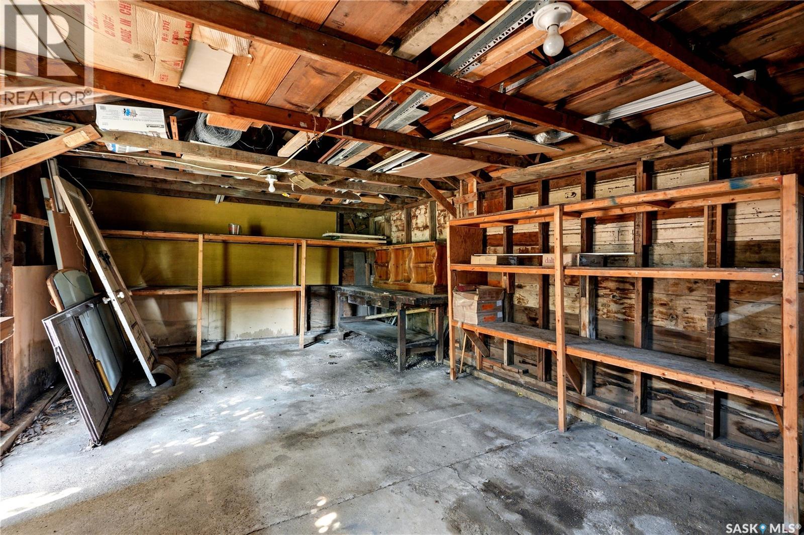 806 L AVENUE N - 41