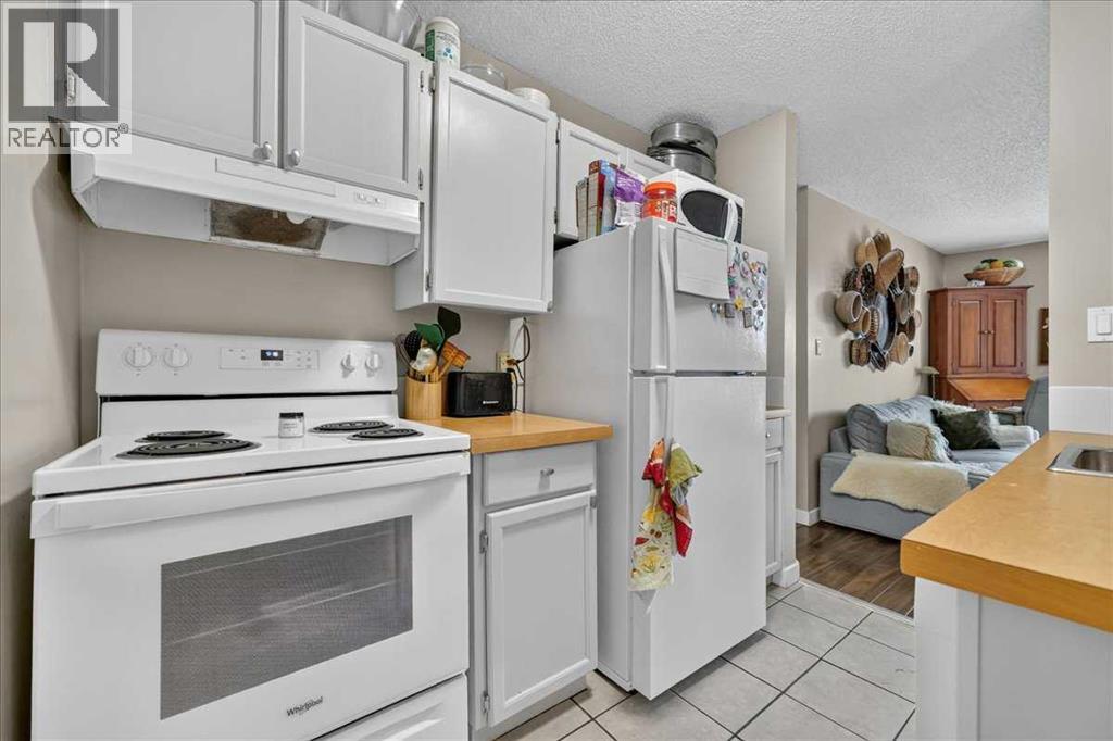 #409 617 56 Avenue SW - 15
