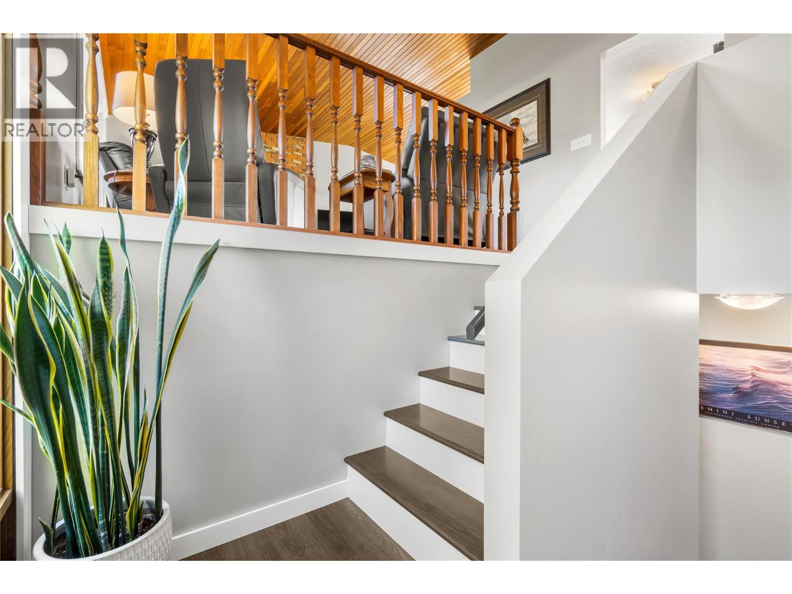 610 10th Avenue NW - 16