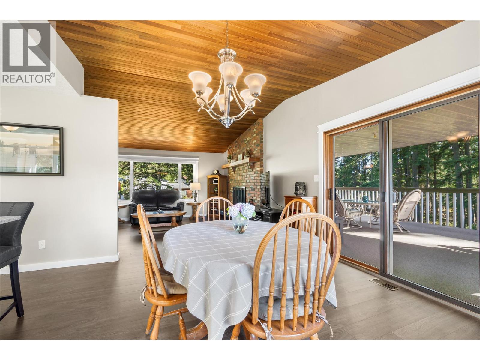 610 10th Avenue NW - 3