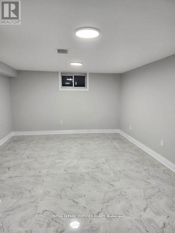 38 COLLIER ROAD N - 15