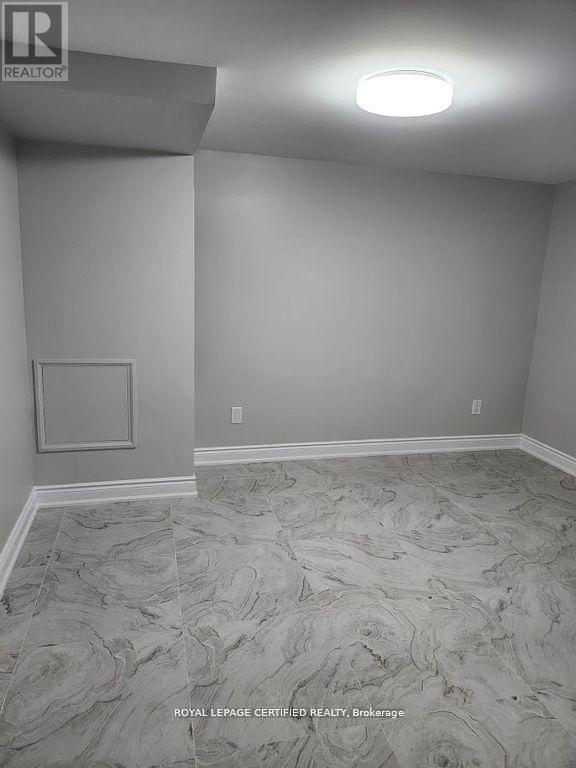 38 COLLIER ROAD N - 17