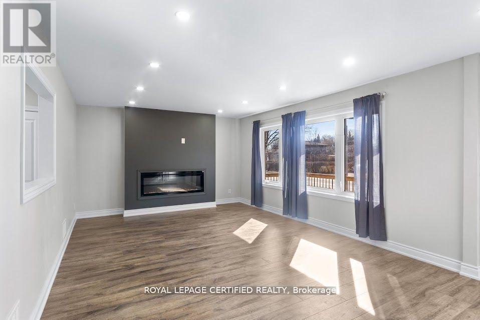 38 COLLIER ROAD N - 4