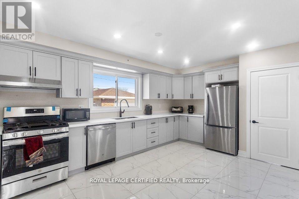 38 COLLIER ROAD N - 8