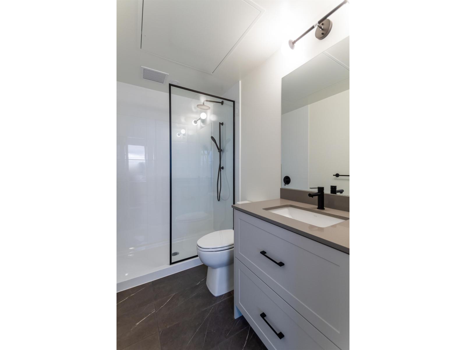513 27218 ALDERGROVE TOWN CENTRE DRIVE, Langley