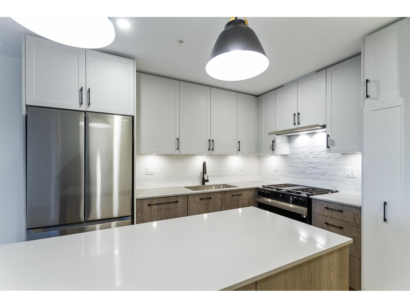 513 27218 ALDERGROVE TOWN CENTRE DRIVE, Langley