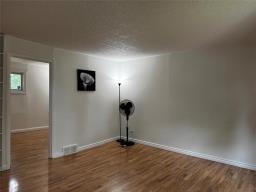 505 Moody Avenue, Selkirk, MB R1A0G1 Photo 17