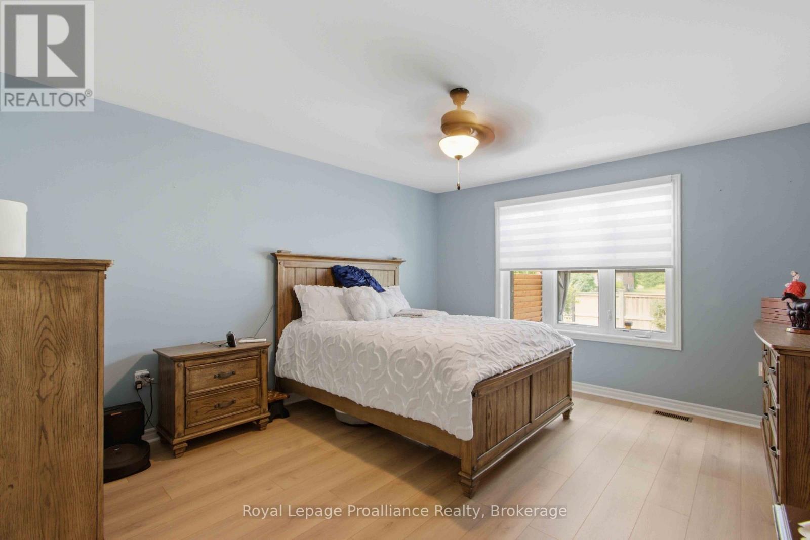 48 WARD DRIVE - 17