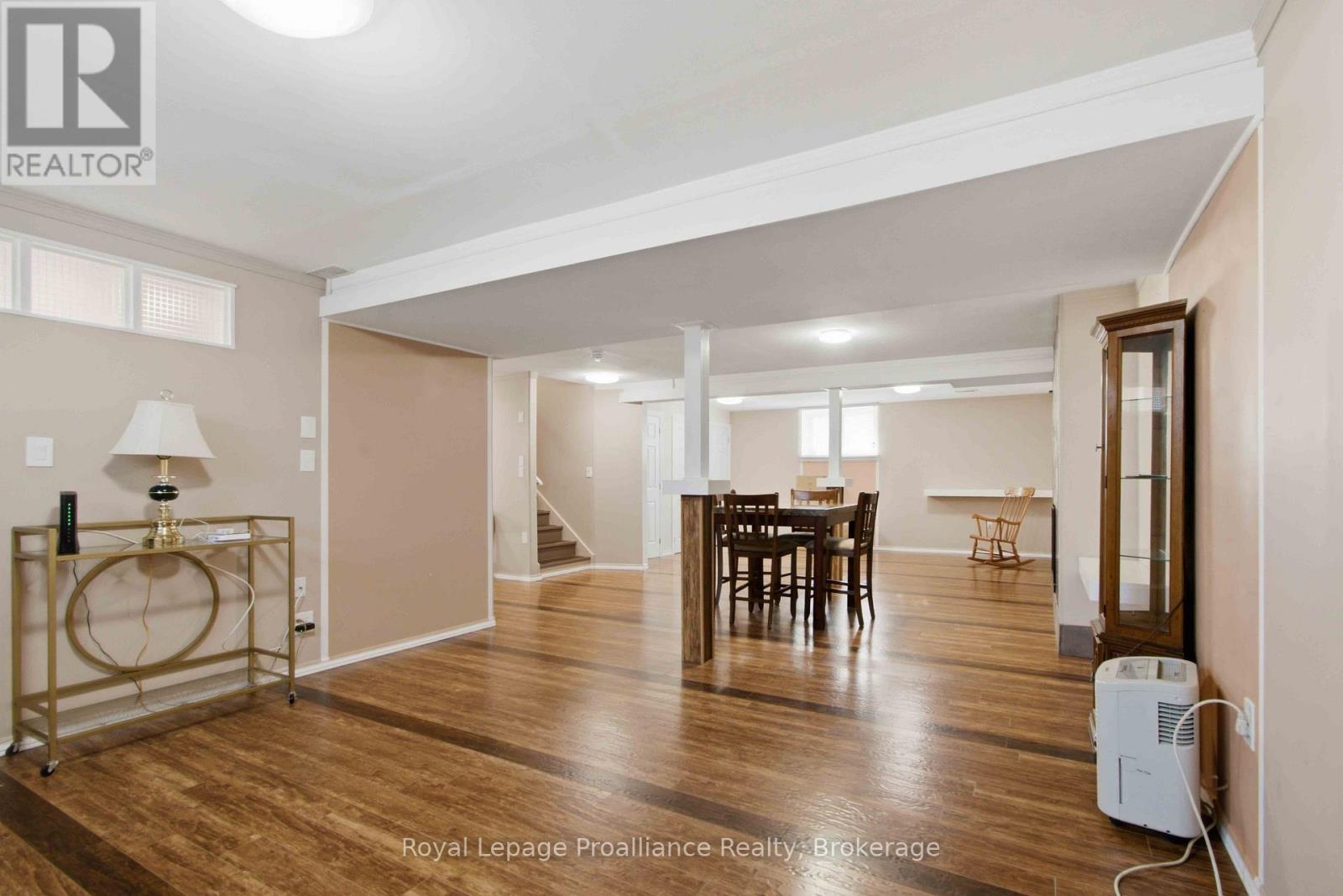 48 WARD DRIVE - 26