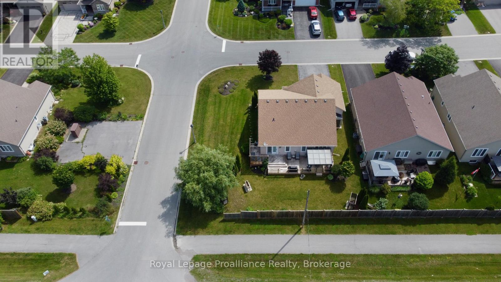 48 WARD DRIVE - 34