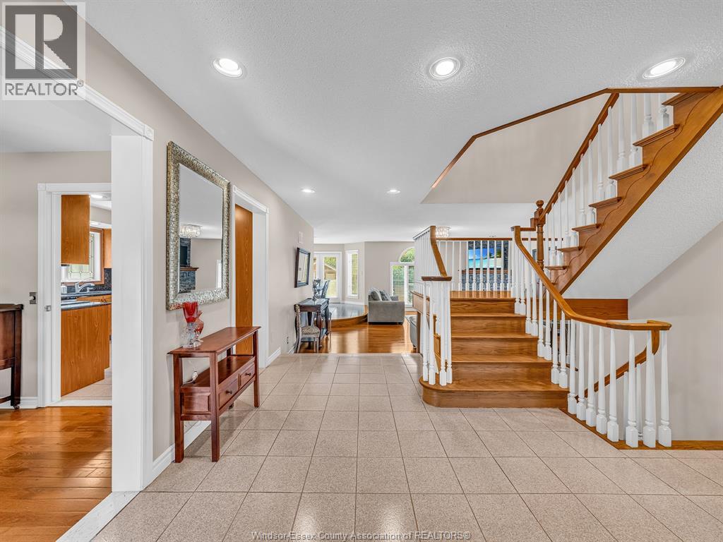 299 RUSSEL WOODS DRIVE - 4