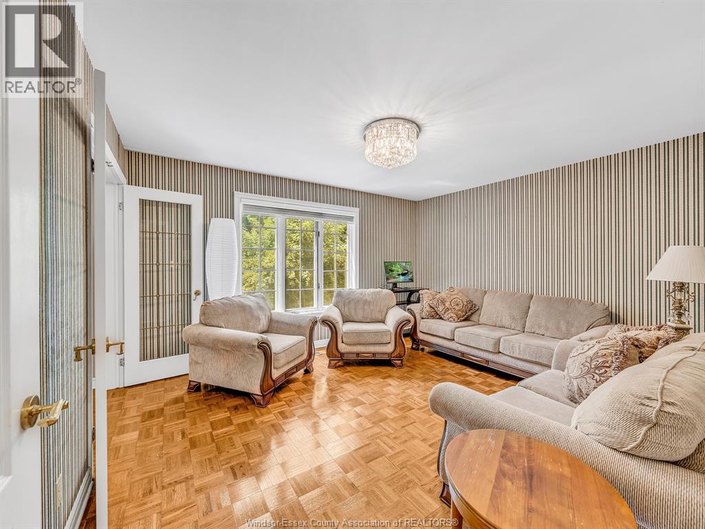 299 RUSSEL WOODS DRIVE - 20