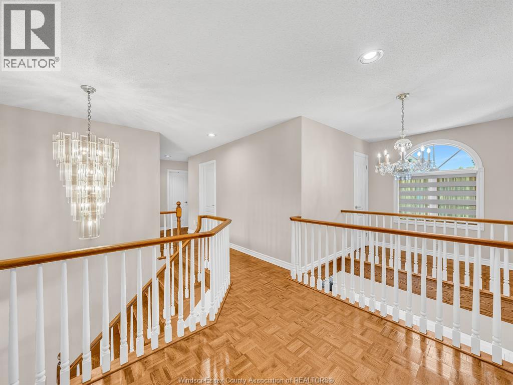 299 RUSSEL WOODS DRIVE - 32