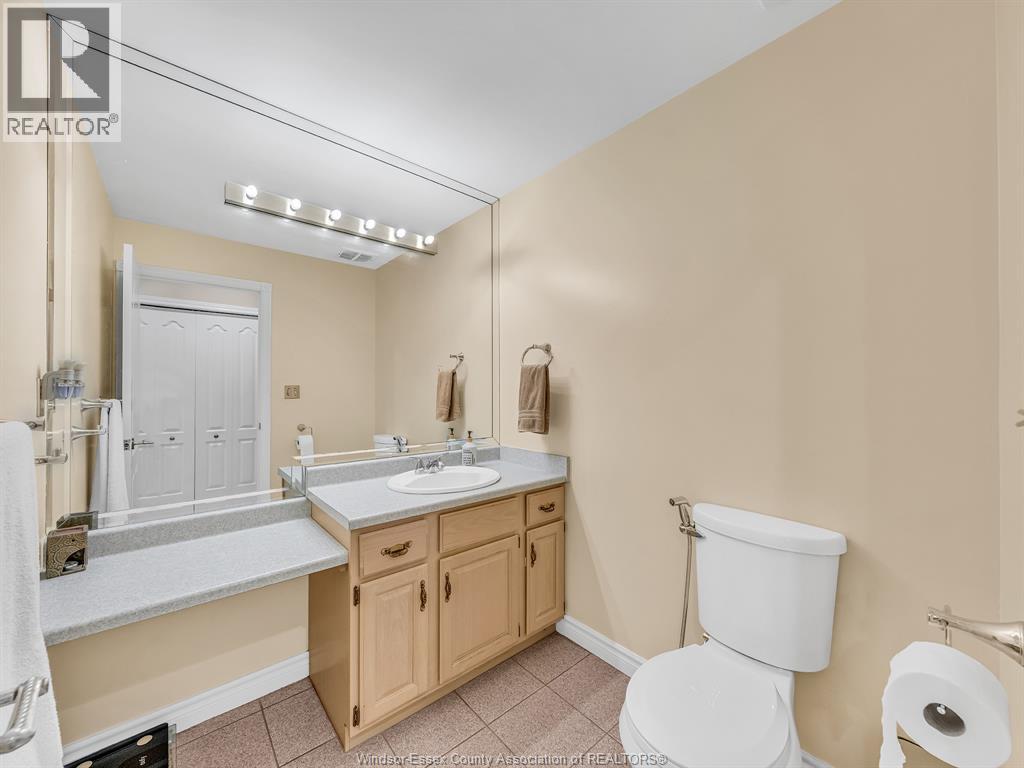 299 RUSSEL WOODS DRIVE - 22