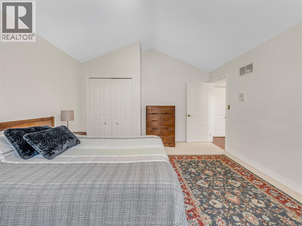299 RUSSEL WOODS DRIVE - 25