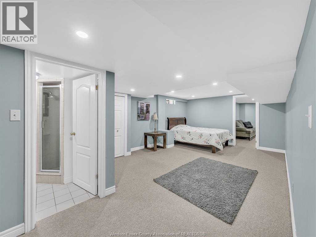 299 RUSSEL WOODS DRIVE - 38