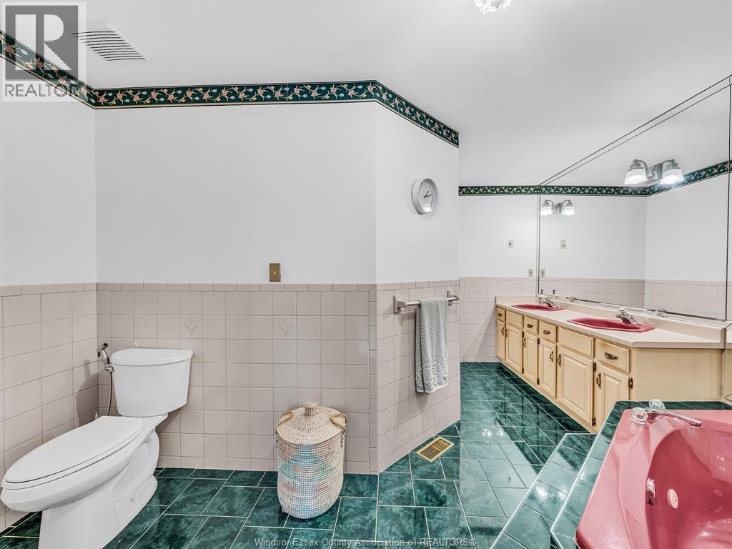 299 RUSSEL WOODS DRIVE - 31