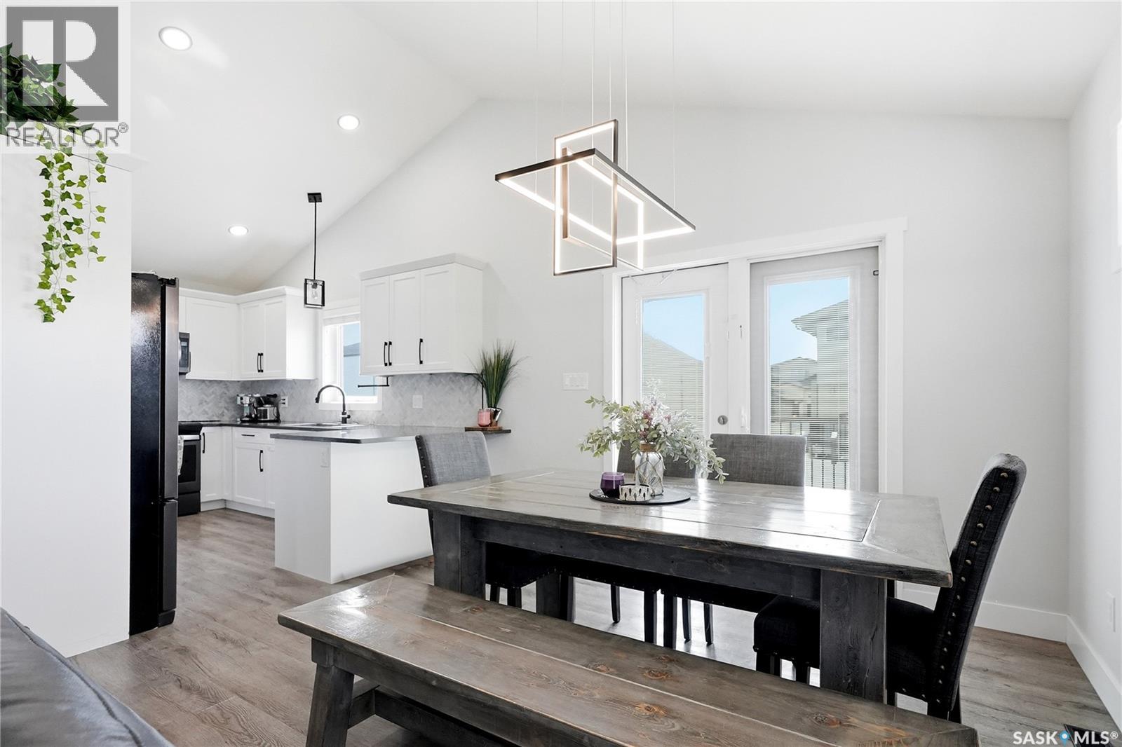 172 Thakur STREET - 12