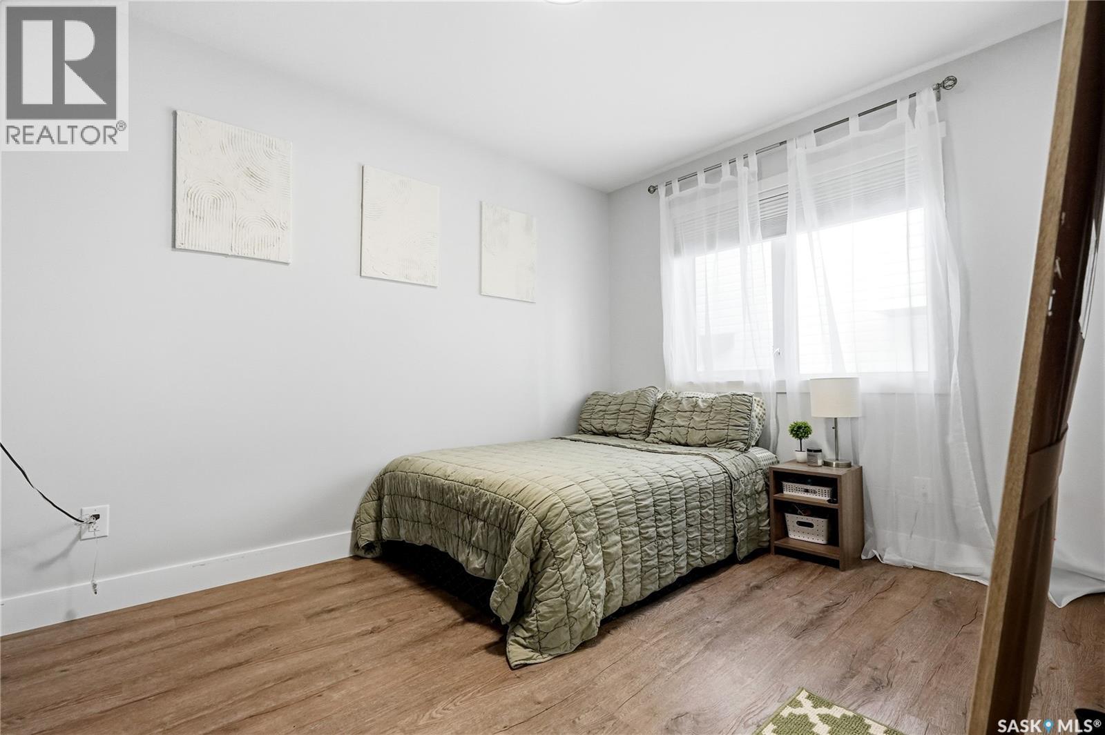 172 Thakur STREET - 25