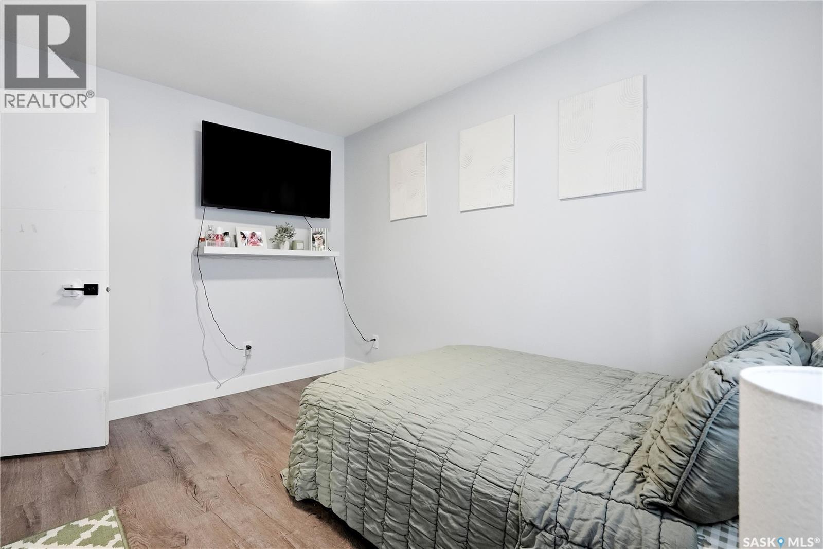 172 Thakur STREET - 26