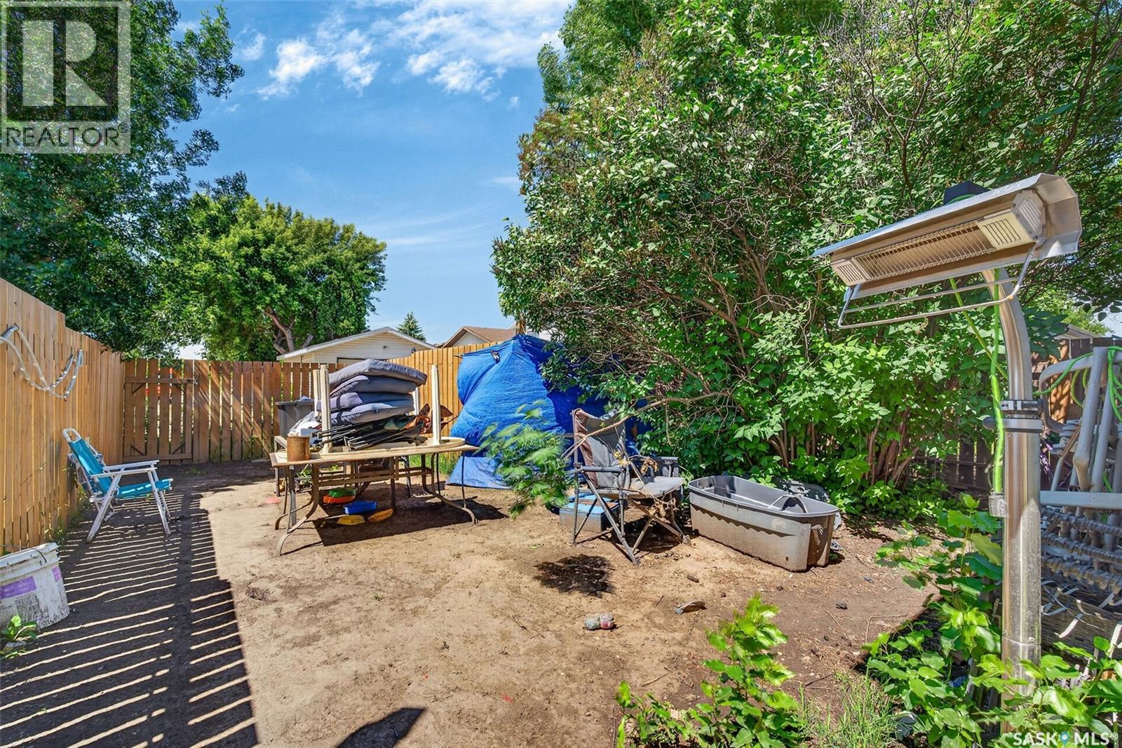 #A/B 811 Steeves AVENUE - 24