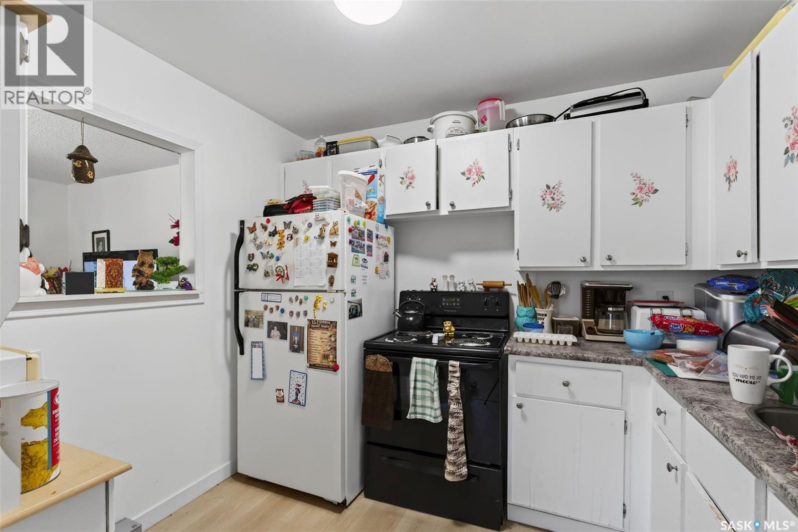 #A/B 811 Steeves AVENUE - 37