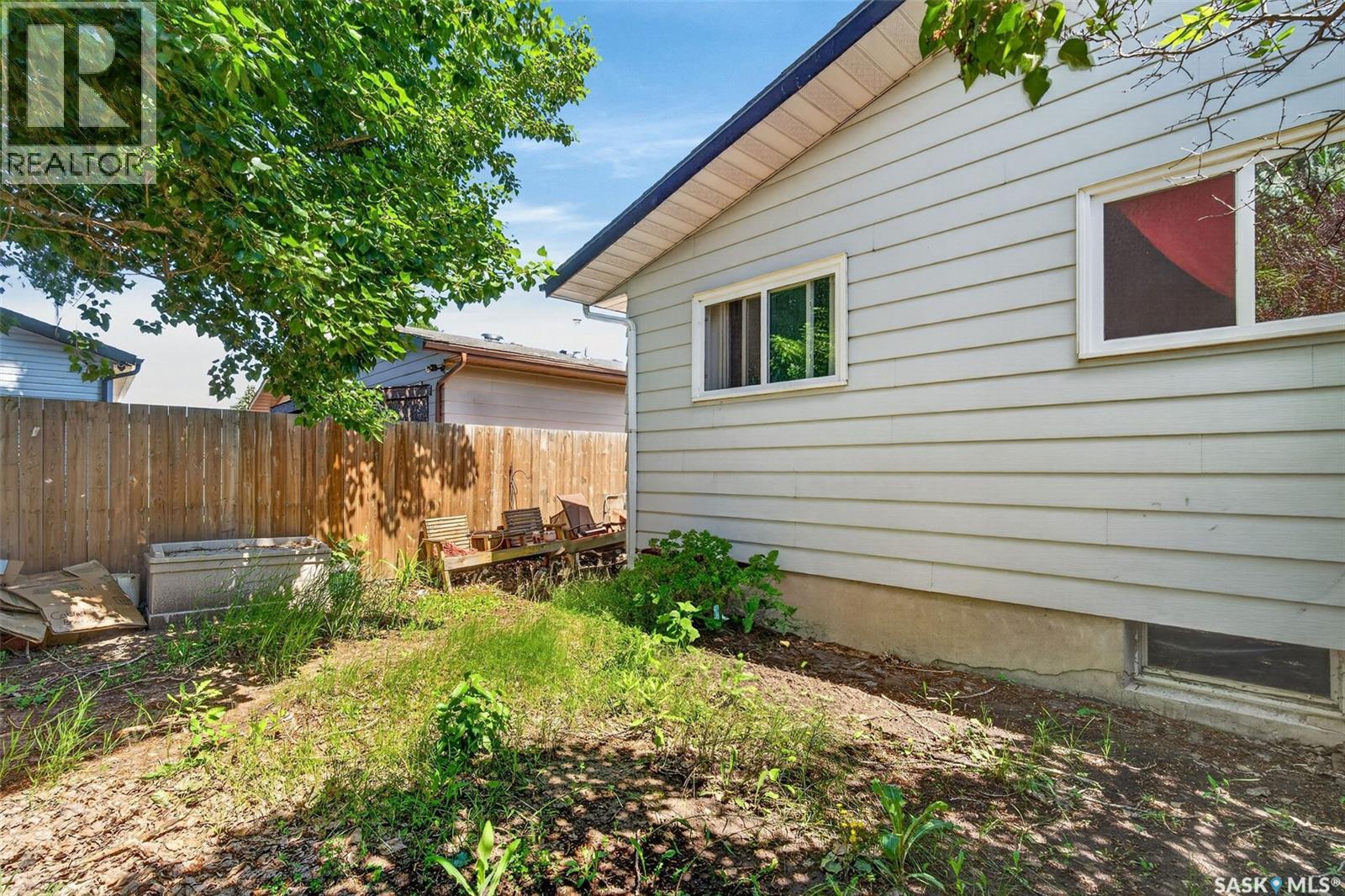 #A/B 811 Steeves AVENUE - 50